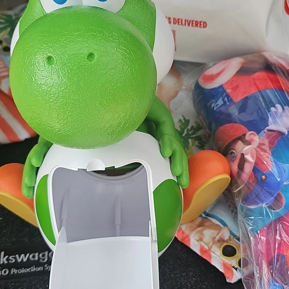 Super Mario Galaxy Movie Yoshi Popcorn Bucket & Mario Galaxy Throw Blanket